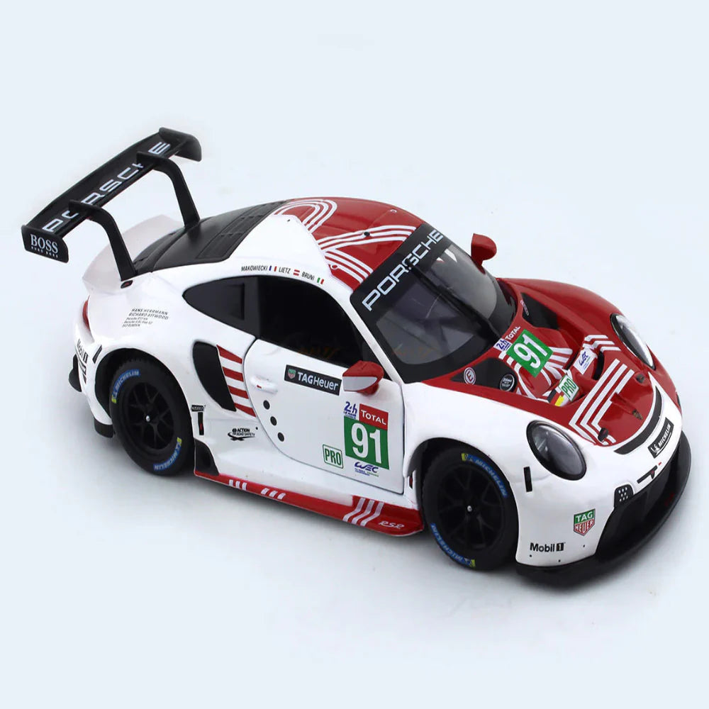 Bburago 2020 Porsche 911 RSR LM 1:24 Bburago licensed diecast Scale Model car