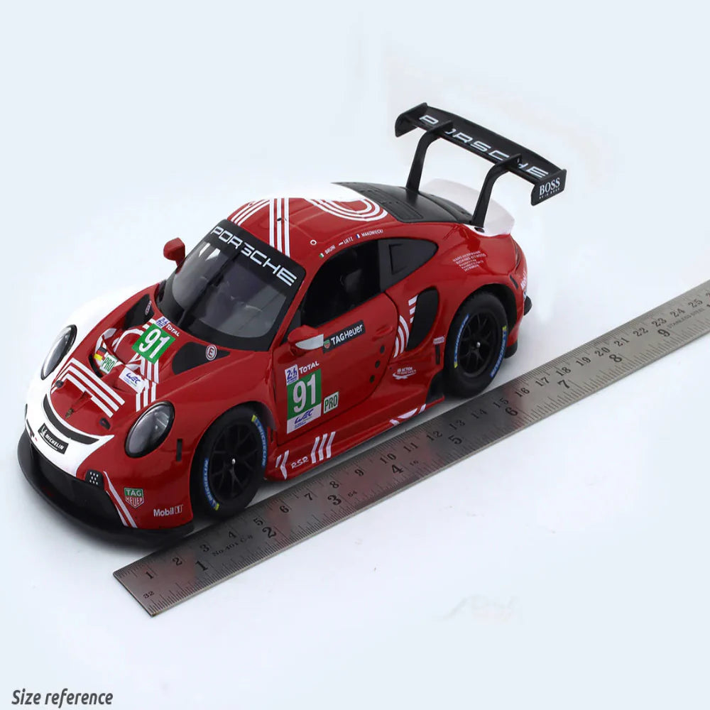 Bburago 2020 Porsche 911 RSR LM 1:24 Bburago licensed diecast Scale Model car