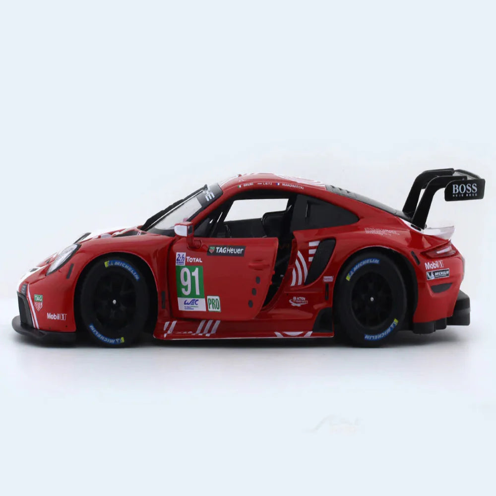 Bburago 2020 Porsche 911 RSR LM 1:24 Bburago licensed diecast Scale Model car