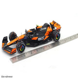 Bburago 2024 McLaren MCL38 No.4 with figure 1:24 Bburago licensed diecast Scale Model car collectible