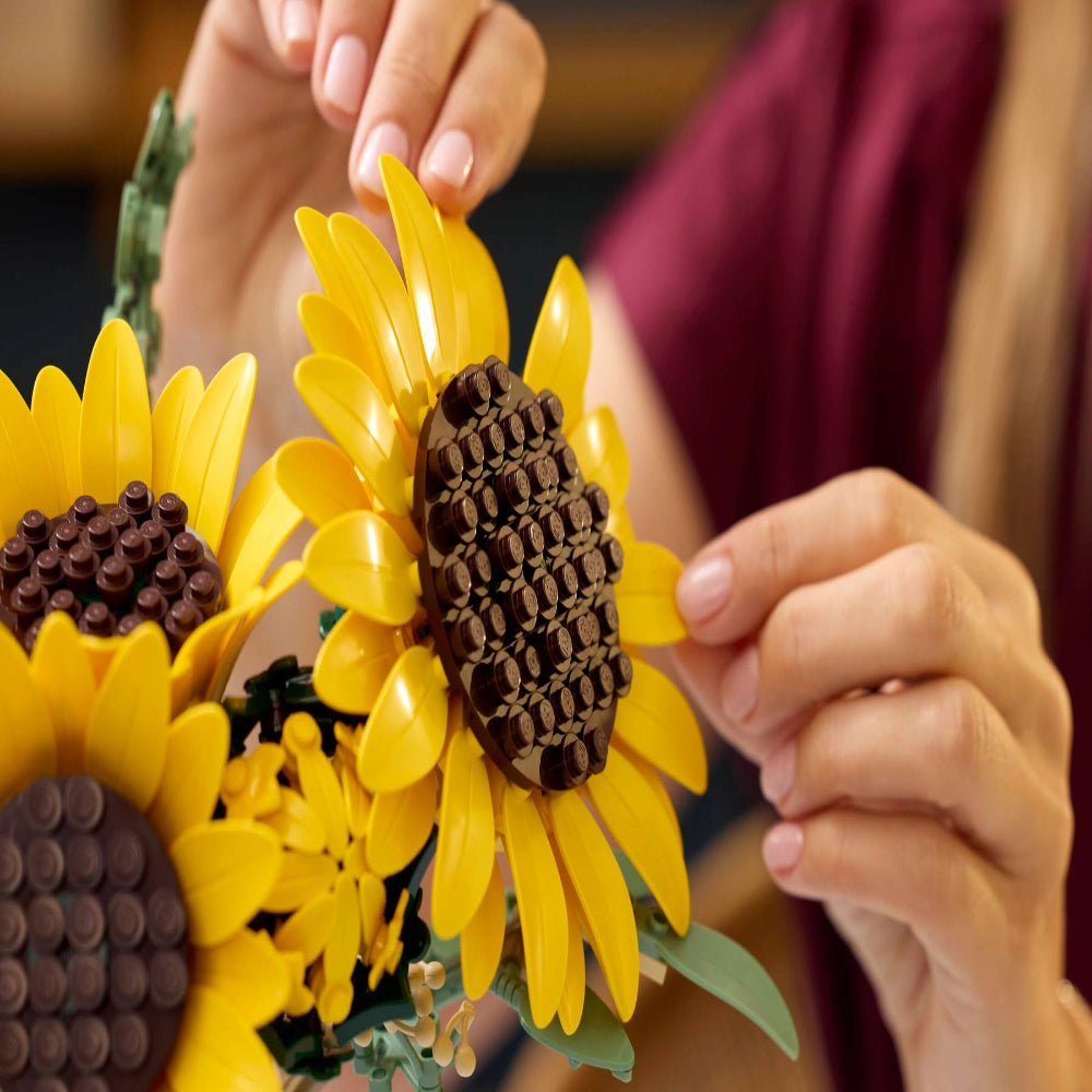 Lego 11502 Botanicals Sunflower Bouquet (686 Pieces)