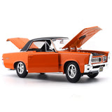 Maisto 1965 Pontiac GTO Hurst Edition orange 1:18 Maisto diecast Scale Model car