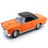 Maisto 1965 Pontiac GTO Hurst Edition orange 1:18 Maisto diecast Scale Model car