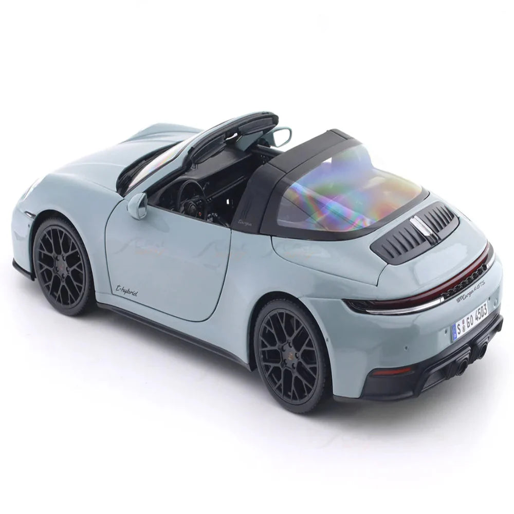 Maisto 2025 Porsche 911 992.2 Targa 4 GTS Hybrid Aventurine Green 1:18 Maisto Licensed Diecast Scale Model Car Collectible